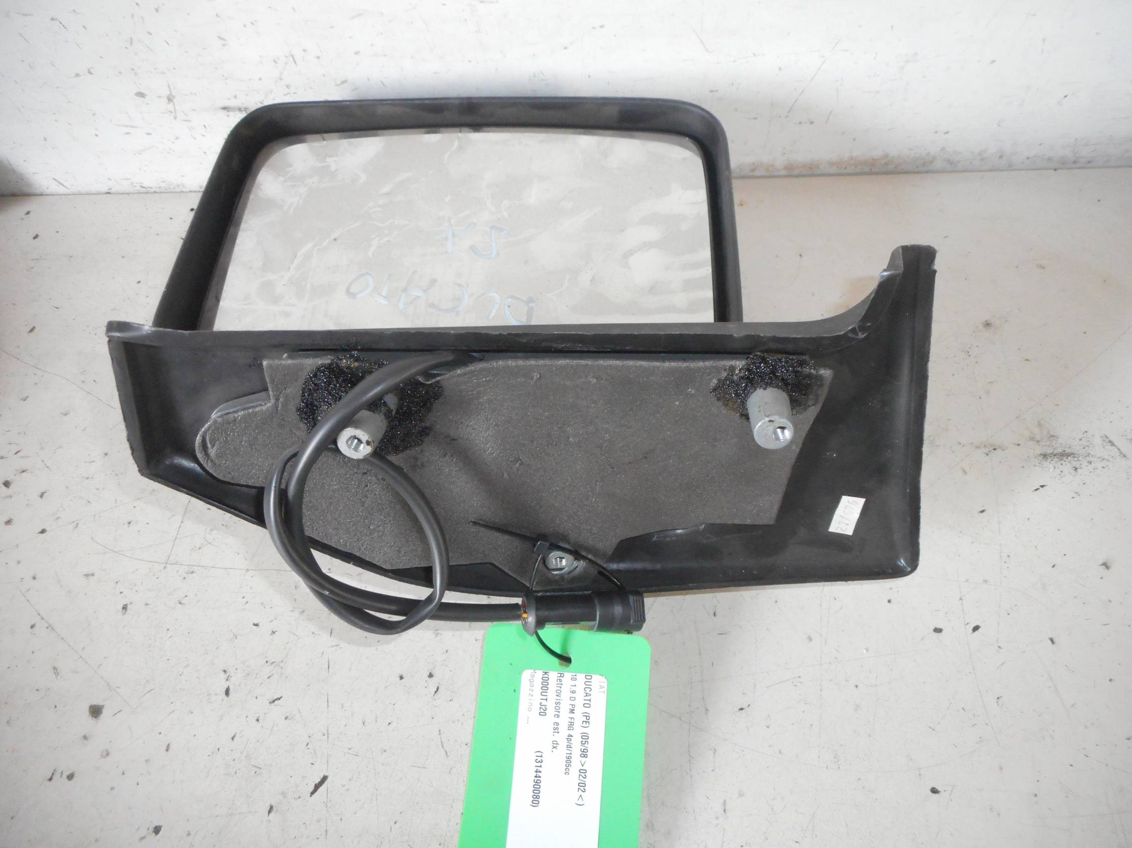 Retrovisore est. dx.